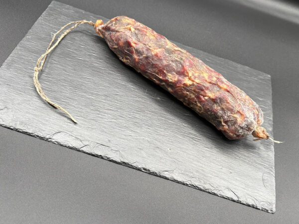 Saucisson de canard-entier-300g environ-sous vide-famille Gomer-Saint Médard-Gers