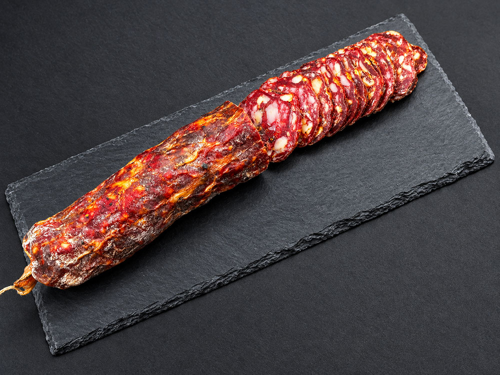 Saucisson de canard au piment d'Espelette-Famille Gomer-Saint Médard